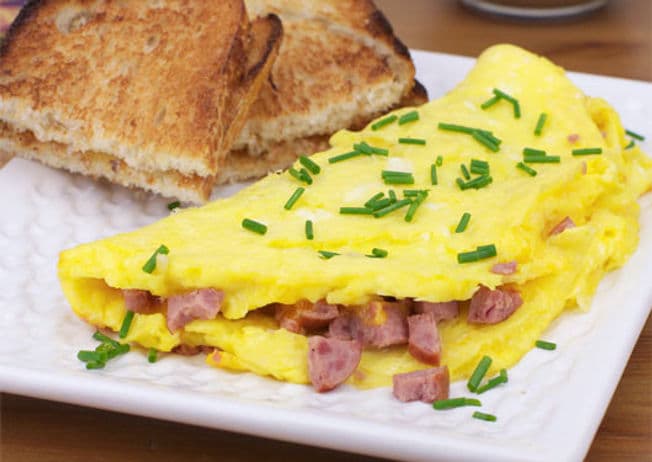Sausage, Cheddar & Onion Omelette
